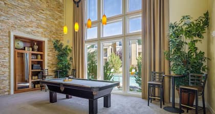 New Stylish 1BR Apt With Heated Pool Gym Yoga Studio