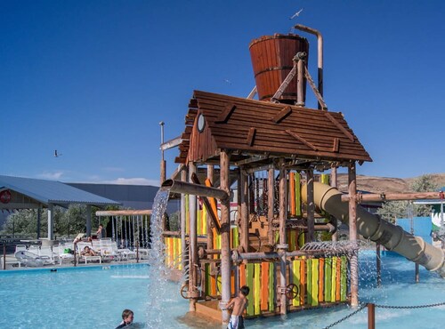 New Cozy Stylish 1BR With Heated Pool Relaxing Spa Sauna