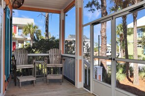 Interior - 🌊Steps to the Beach-Fire Pit, Screened Decks-The Peaceful Pelican🌊 (Cape San Blas)