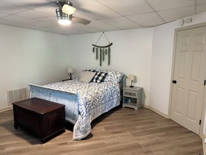 2 bedrooms, WiFi, bed sheets