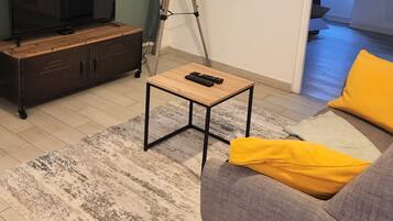 TV, books