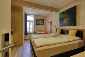 1 bedroom, iron/ironing board, WiFi, bed sheets