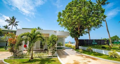 Manara Beach Resort