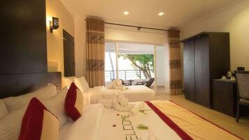 Chambre Double Deluxe, balcon, vue mer | Wi-Fi gratuit, draps fournis