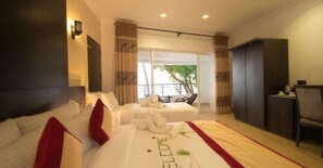 Deluxe Double Room, Balcony, Sea View | Free WiFi, bed sheets - Manara Beach Resort  (Beruwala)
