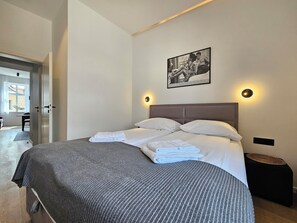 1 bedroom, iron/ironing board, travel crib, free WiFi