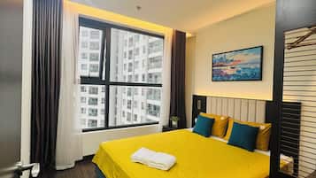 Luxury Apartment, Beach View | 2 bedrooms, blackout drapes, soundproofing, iron/ironing board