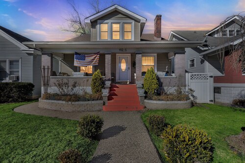 The Cozy Nest Near Wilder Park 4 Bedroom Home