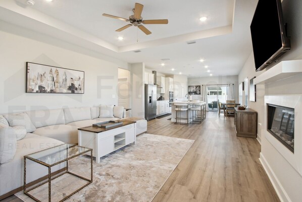 Living area - 95070 Gina Street 2 Bedroom Home (Fernandina Beach)