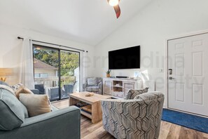 Condo, 2 Bedrooms | Living area | Smart TV - 2585 Forest Ridge 2 Bedroom Condo (Fernandina Beach)