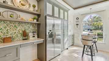 Rumah, 3 kamar tidur | Dapur pribadi | Lemari es, oven, dan mesin pembuat kopi/teh