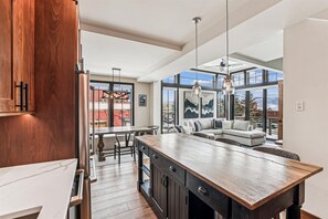 Maison mitoyenne, 3 chambres | Intérieur