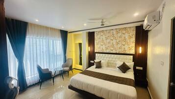 Habitació doble superior, 1 llit de matrimoni gran | Planxa i posts de planxar i wifi gratuïta