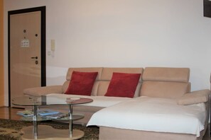 Interior - Apartment Roko – Your Perfect Vacation in the Heart of Krk! (Krk)