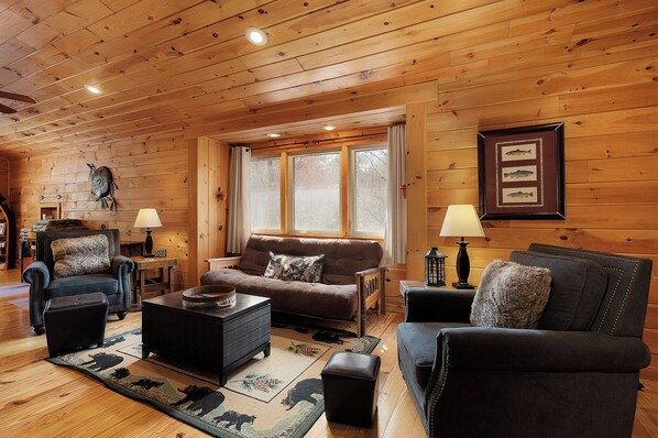 Smart-TV, Kamin, Tischfußball