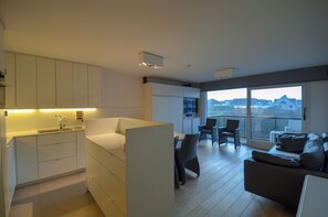 Living room - Studio in Belgium Near Beach & Dunes (Koksijde)