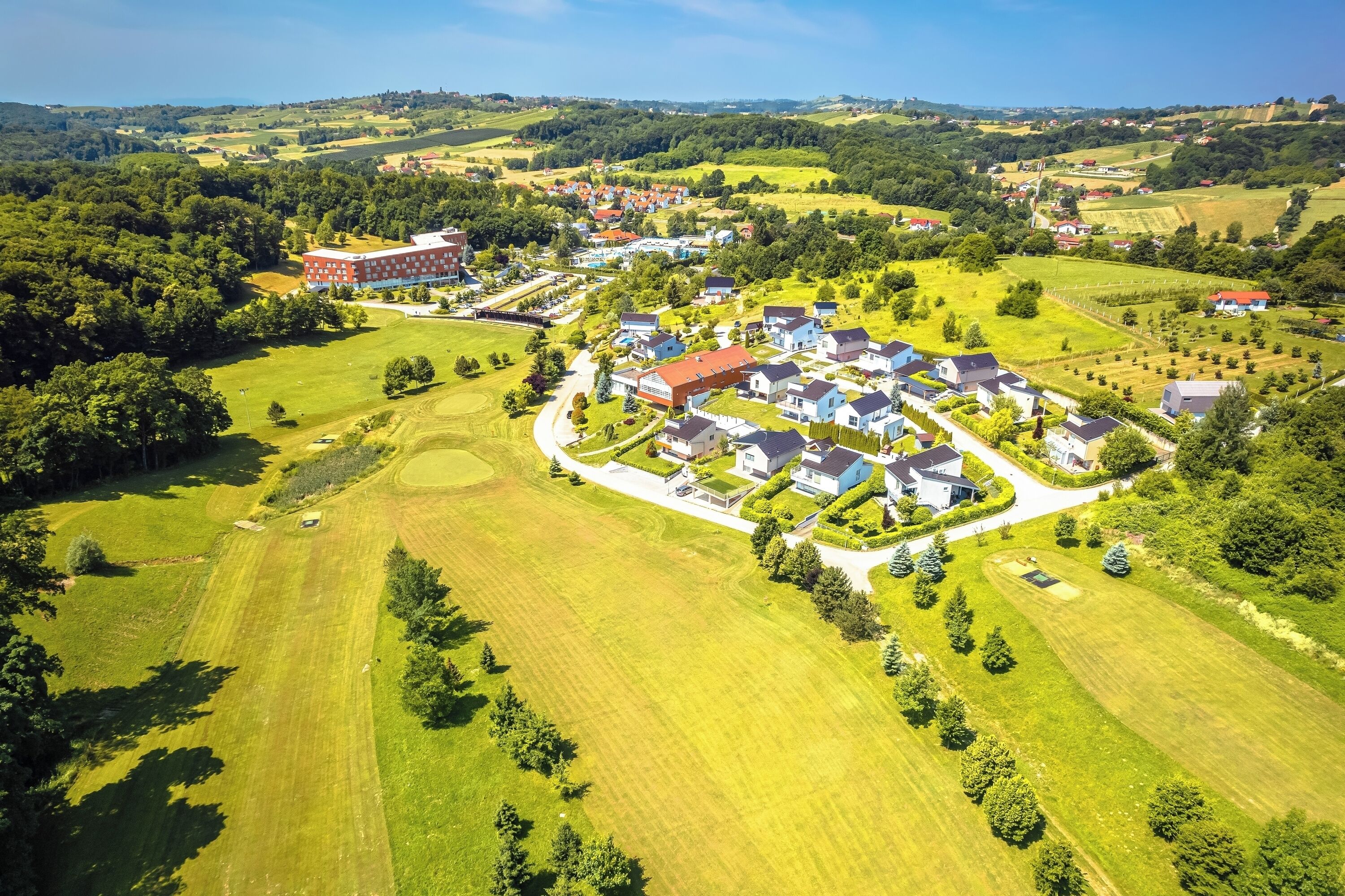 المنشأة من الخارج