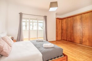 4 chambres, Wi-Fi, draps fournis