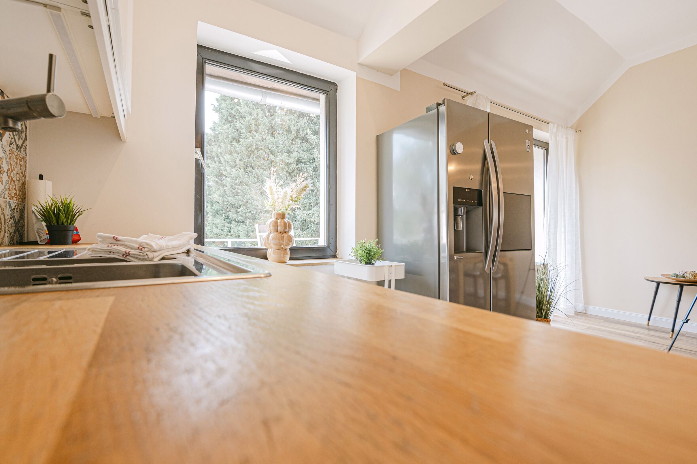 Réfrigérateur, four, plaque de cuisson, lave-vaisselle