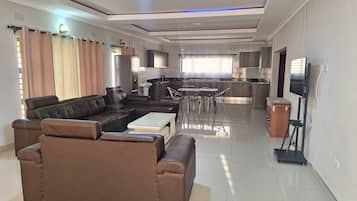 2 개의 침실, 다리미/다리미판, 무료 WiFi