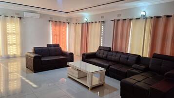 2 개의 침실, 다리미/다리미판, 무료 WiFi