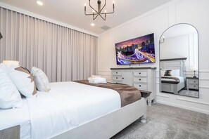 6 bedrooms, iron/ironing board, WiFi, bed sheets