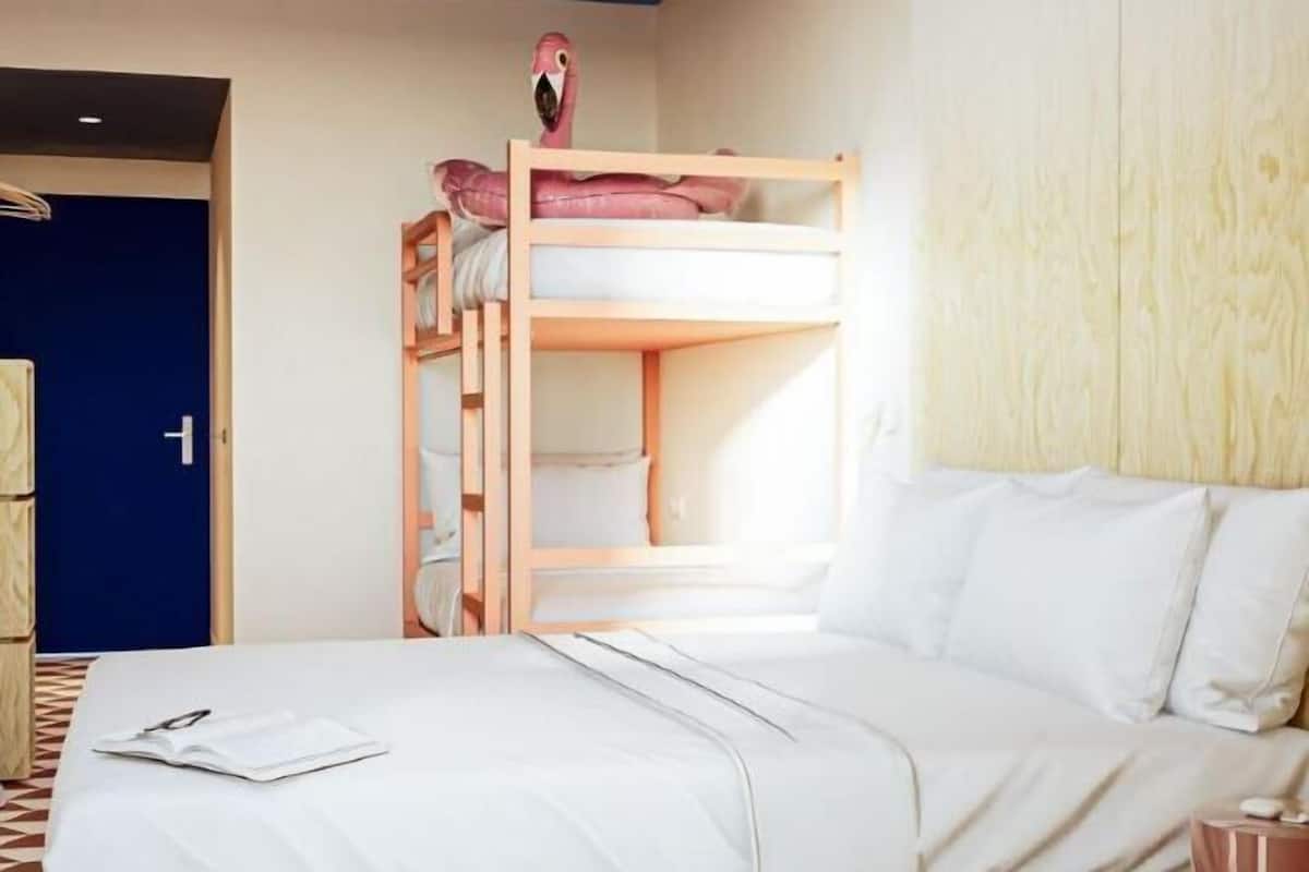 Premium bedding, soundproofing, bed sheets
