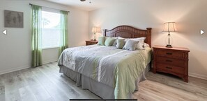 2 bedrooms, iron/ironing board, WiFi, bed sheets -  Charming 2-bedroom house 5 min to Brownwood Square for nightly entertainment. (The Villages)