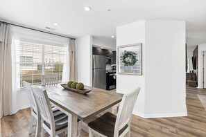 Condo, Multiple Beds, Patio (Lake Front Escape) | Dining