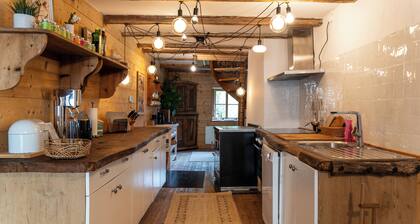 Charming farmhouse on the mountain in Ebensee am Traunsee