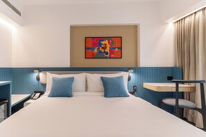 Deluxe Double Room | Egyptian cotton sheets, premium bedding, down comforters, pillowtop beds - Spektrum Hotel Bengaluru Airport (Bengaluru)