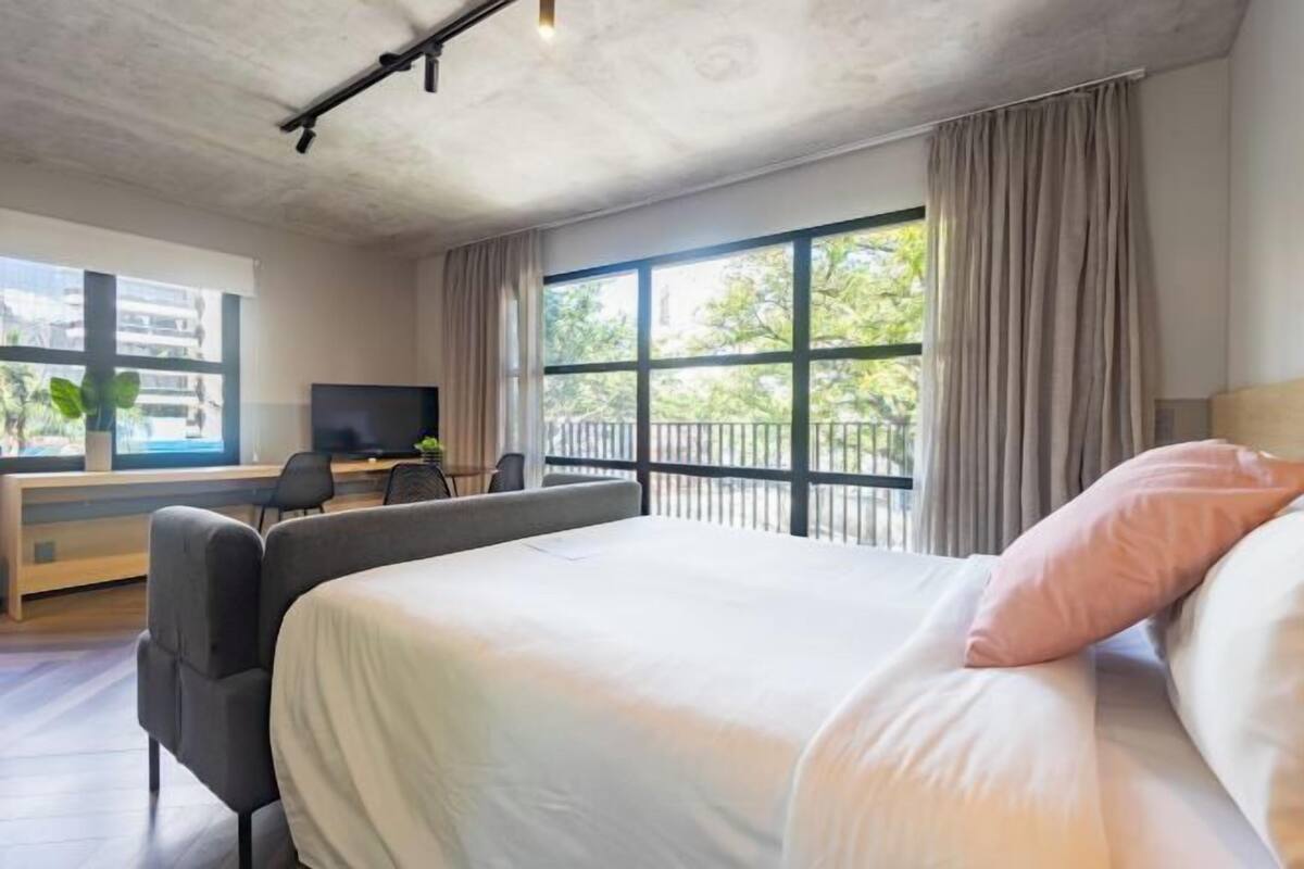 1 bedroom, laptop workspace, free WiFi