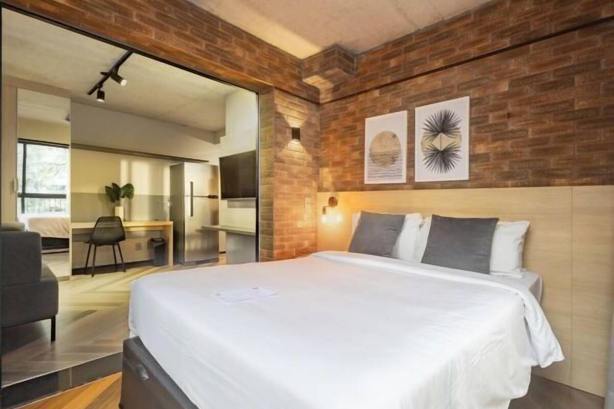 1 bedroom, laptop workspace, free WiFi