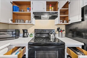 Dishwasher, highchair