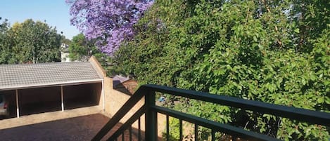 Room, Multiple Bedrooms, Smoking, Balcony | Garden