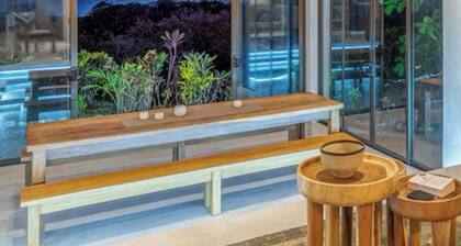 Seaview with stunning sunset for this home in walking distance to playa Ostional