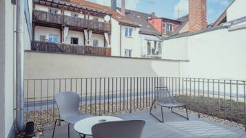 Comfort-Dreibettzimmer | Blick vom Balkon