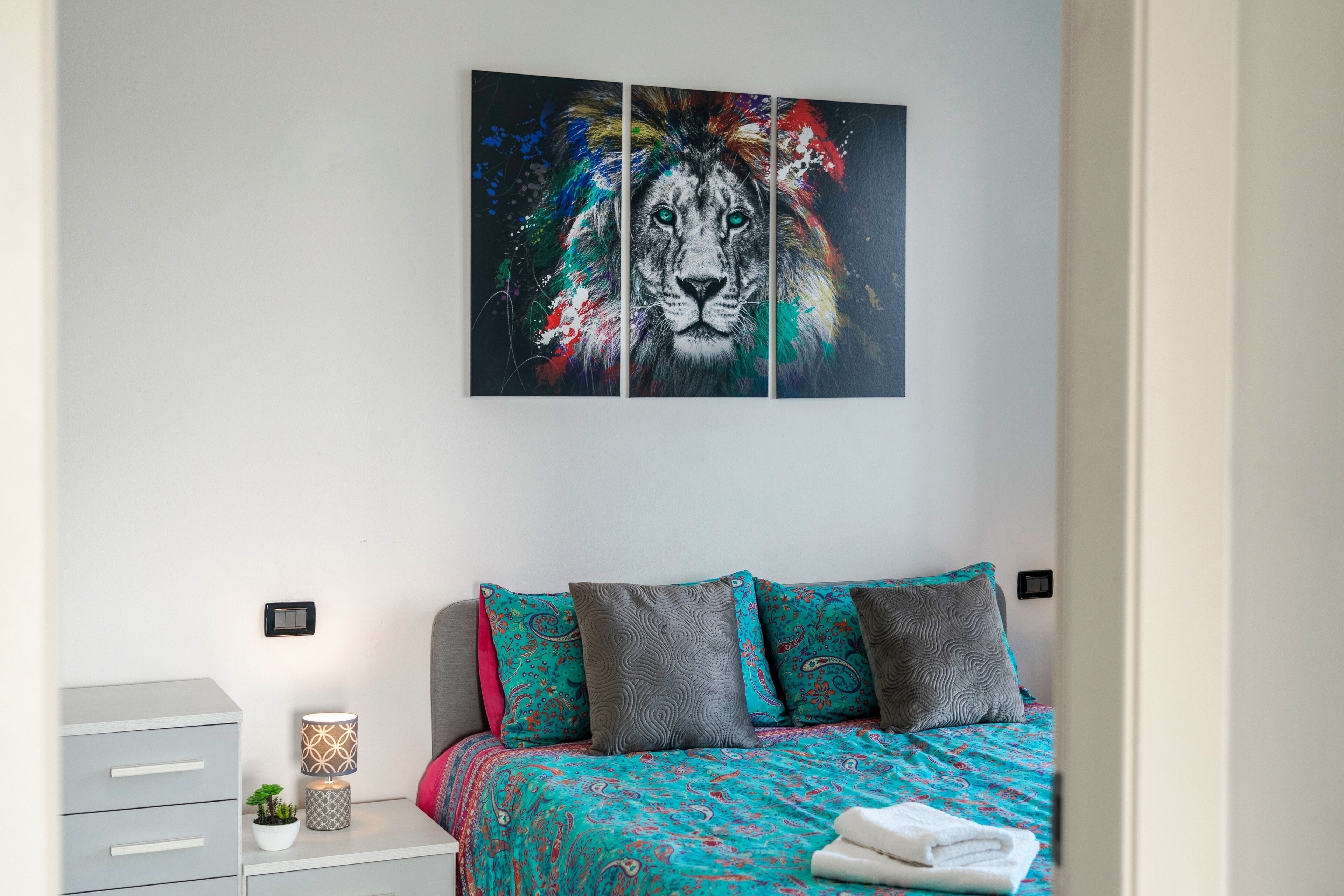 2 chambres, fer et planche à repasser, Wi-Fi gratuit, draps fournis