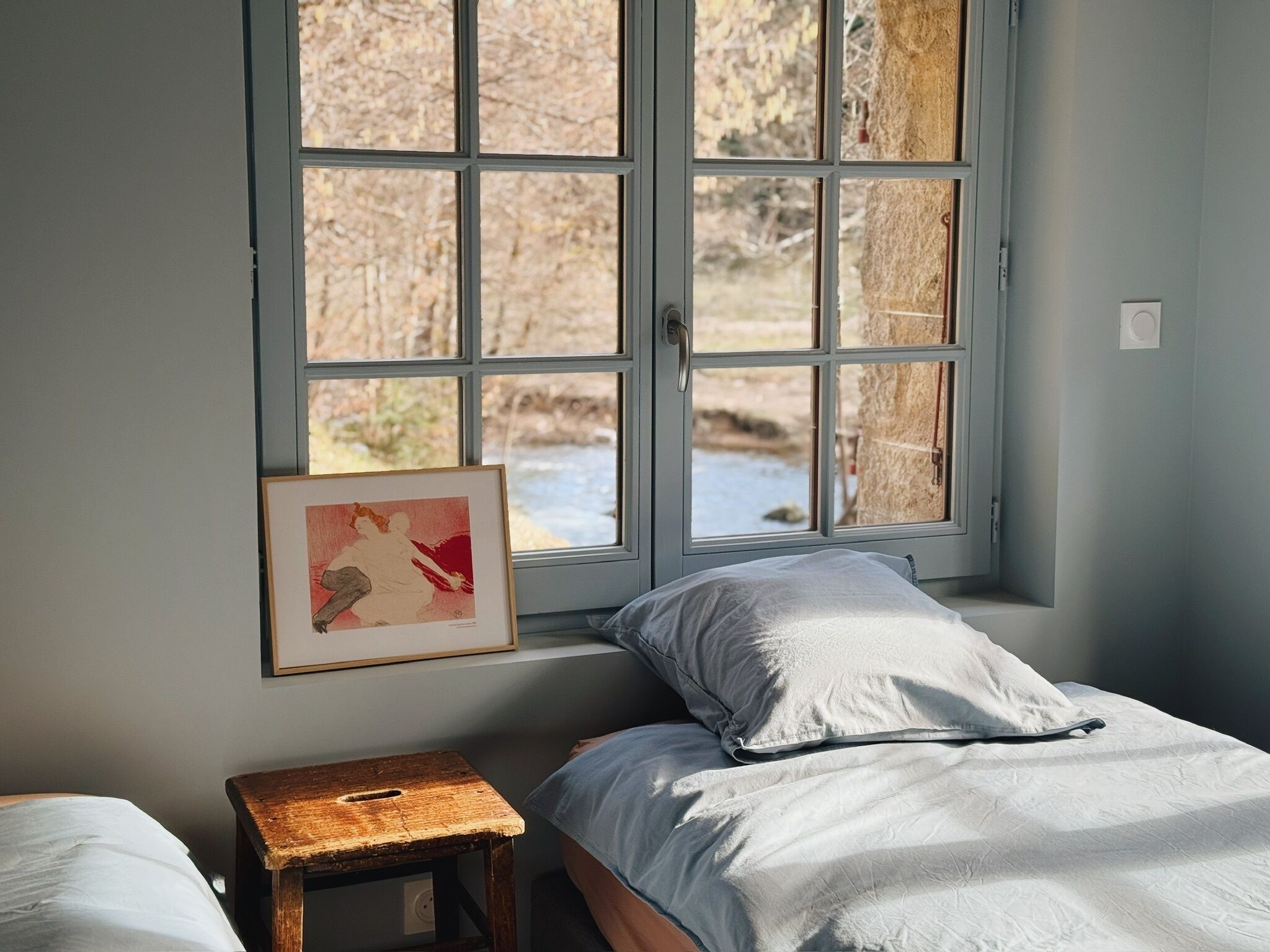 6 chambres, fer et planche à repasser, Wi-Fi, draps fournis