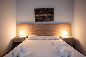 1 slaapkamer, een strijkplank/strijkijzer, gratis wifi, beddengoed