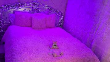 3 Schlafzimmer, Schreibtisch, kostenloses WLAN, Bettwäsche