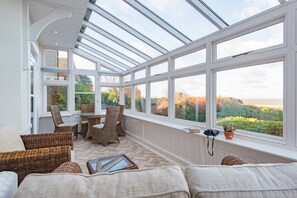 Smart TV, fireplace, foosball, books