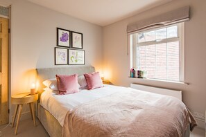 4 bedrooms, desk, iron/ironing board, WiFi - Seaclusion - Walmer, Deal (Walmer)