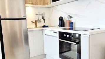 Departamento, baño privado (le 56 Bleu Bourget) | Cocina privada