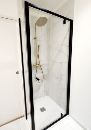 Lägenhet - privat badrum (le 56 Bleu Bourget) | Badrum
