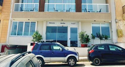 South32 Hotel