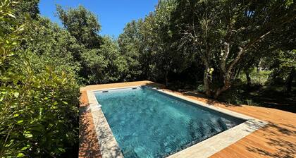 Chemin de Ronze - Maison au calme avec piscine