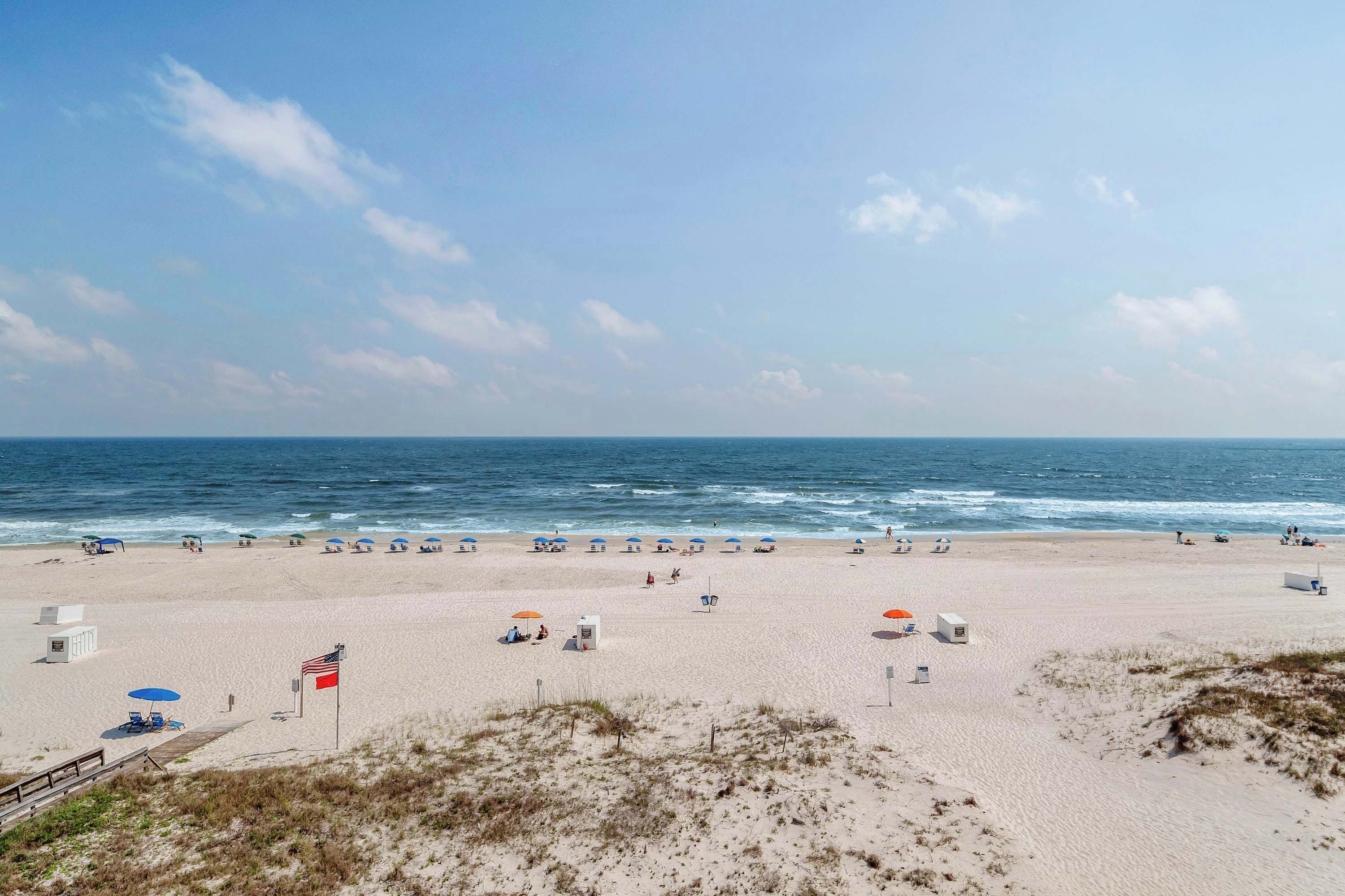 På stranden