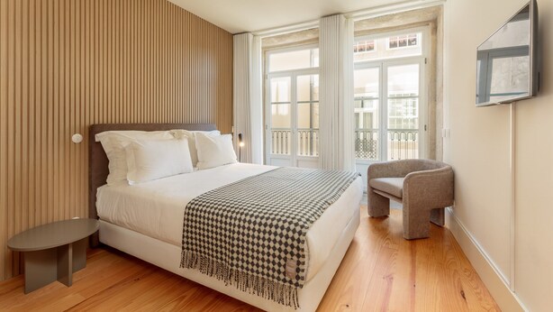 Apartment - Cozy Getaway in Porto With Balcony (Porto)