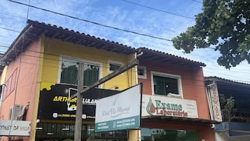 Fachada da propriedade